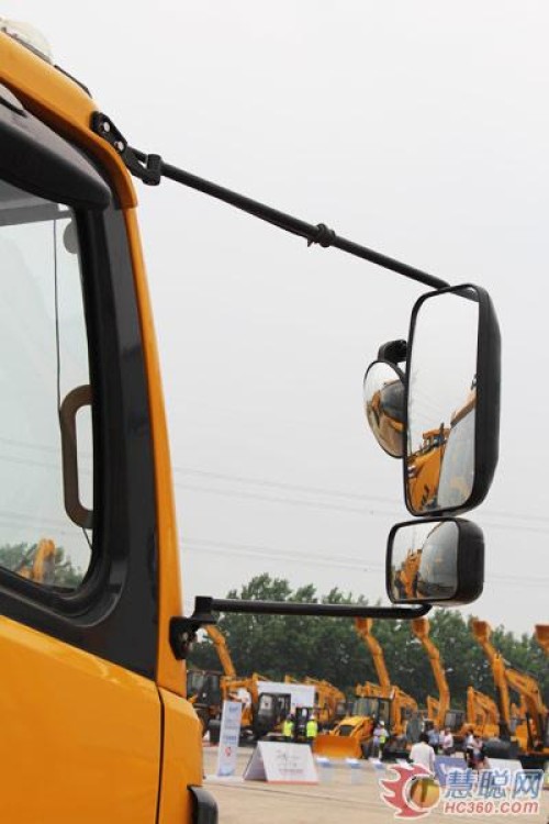 Crane mirror